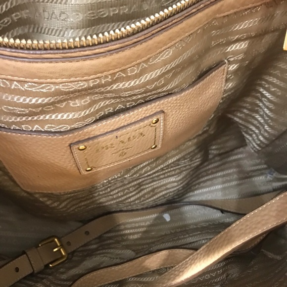 Prada leather satchel - Picture 4 of 8